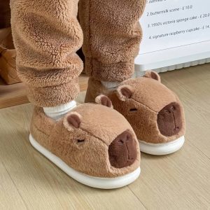 Chaussons fourrure capybara