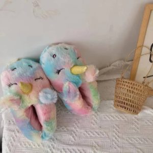 Pantoufle arc en ciel licorne