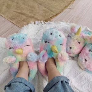 Pantoufle arc en ciel licorne