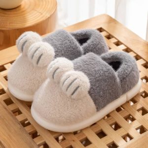 Pantoufle chat femme