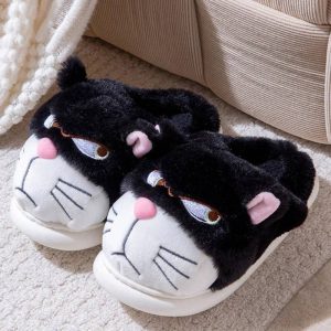 Pantoufle chat pas sympa