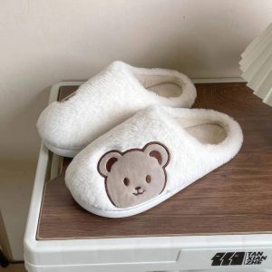Pantoufle peluche ours