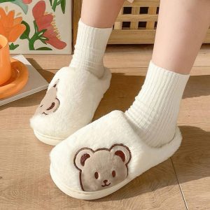Pantoufle peluche ours