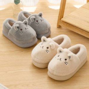 Pantoufle tête de chat