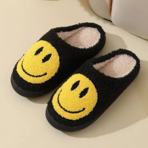 Chausson smiley noir